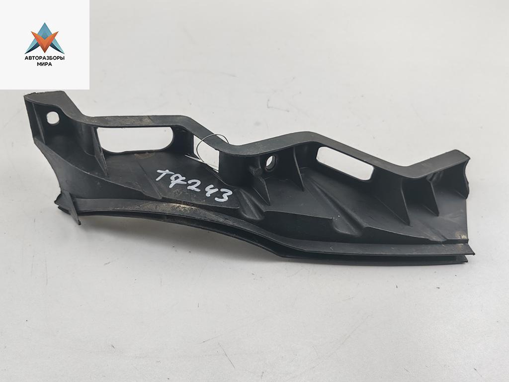 кронштейн переднего бампера Volkswagen Passat B6 2007, 2.0 л., дизель, МКПП, серый, универсал, 3C0807889A - фото №1