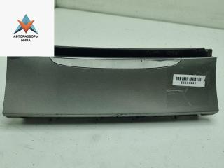 пепельница Volkswagen Passat B6 2006, 2.0 л., дизель, МКПП, красный, универсал, 3C0857961