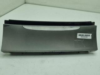 пепельница Volkswagen Passat B6 2006, 2.0 л., дизель, МКПП, красный, универсал, 3C0857961