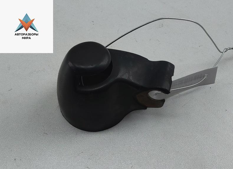 крышка поводка стеклоочистителя Volkswagen Passat B5 1999, 1.9 л., дизель, МКПП, синий, универсал, 3B9955435A - фото №1