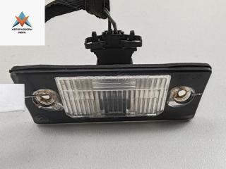 подсветка номера Volkswagen Golf 4 поколение 1999, 1.9 л., дизель, МКПП, белый, универсал, 1J5943021