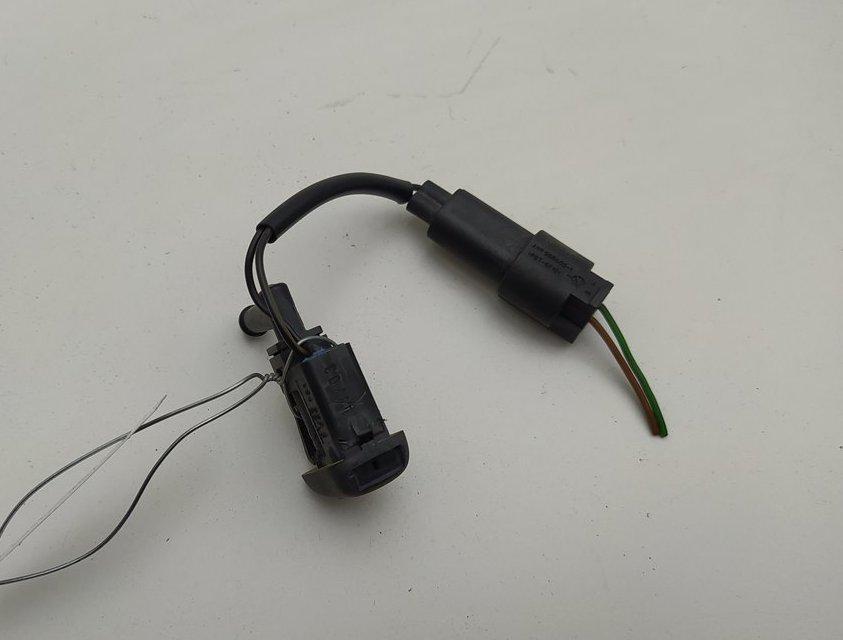 форсунка омывателя лобового стекла BMW 3 E46 2003, 2.0 л., бензин, МКПП, серый, седан, 7056731