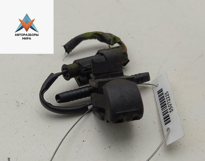 форсунка омывателя лобового стекла Mercedes-Benz C-Класс W203/S203/CL203 2001, 2.6 л., бензин, АКПП, серый, универсал - фото №1