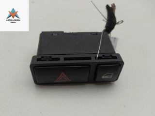 кнопка аварийной сигнализации BMW 3 серия E46 [рестайлинг] 2003, 2.0 л., бензин, МКПП, серый, седан, 8368920