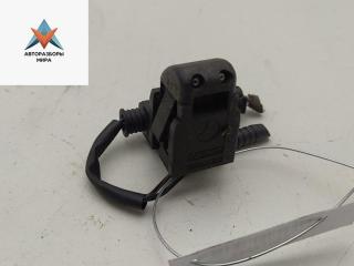 форсунка омывателя лобового стекла Mercedes-Benz E-Класс W211/S211 2003, 2.2 л., дизель, МКПП, бежевый, универсал