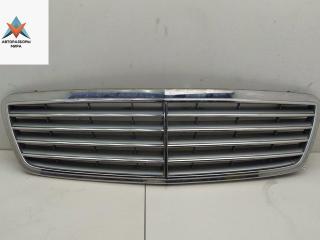 решетка радиатора Mercedes-Benz C-Класс W203/S203/CL203 2001, серый, универсал, 2038800183