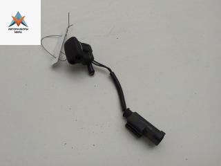 форсунка омывателя лобового стекла BMW 5 серия E39 [рестайлинг] 2000, 2.5 л., бензин, МКПП, чёрный, универсал