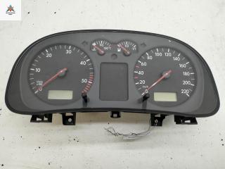 приборная панель Volkswagen Golf 4 поколение 1999, 1.9 л., дизель, МКПП, белый, универсал, 1J0920802E