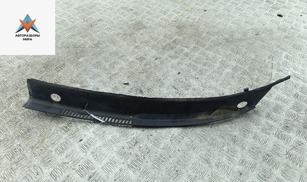 дождевик Audi A4 B5 1995, 1.8 л., бензин, МКПП, зелёный, седан, 8D1819403A - фото №1