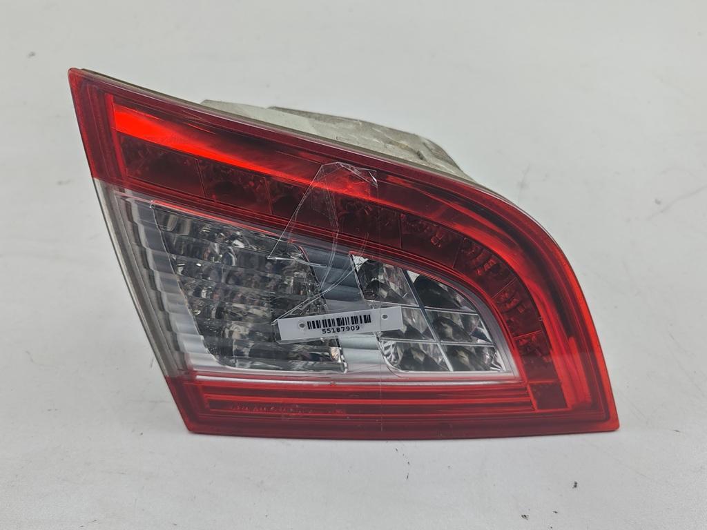 фонарь крышки багажника левый Peugeot 508 2011, 2.0 л., дизель, МКПП, чёрный, универсал, 9686780580
