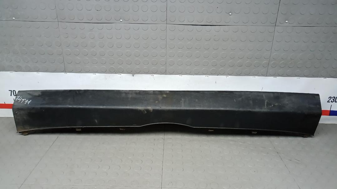 бампер задний Volkswagen Crafter 1 поколение 2010, 2.5 л., D BlueTDI, дизель, МКПП, микроавтобус - фото №1