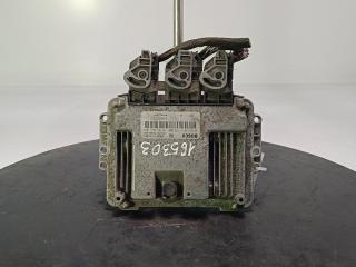 Блок управления двигателем Renault Laguna 2 поколение 2004, Дизель 1.9, цвет, 8200527713
