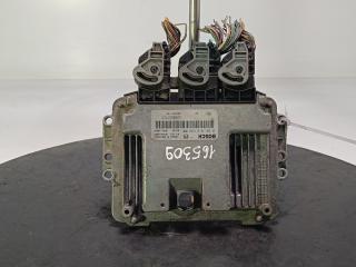 Блок управления двигателем Renault Megane 2 поколение 2004, Дизель 1.9, цвет, 8200527725