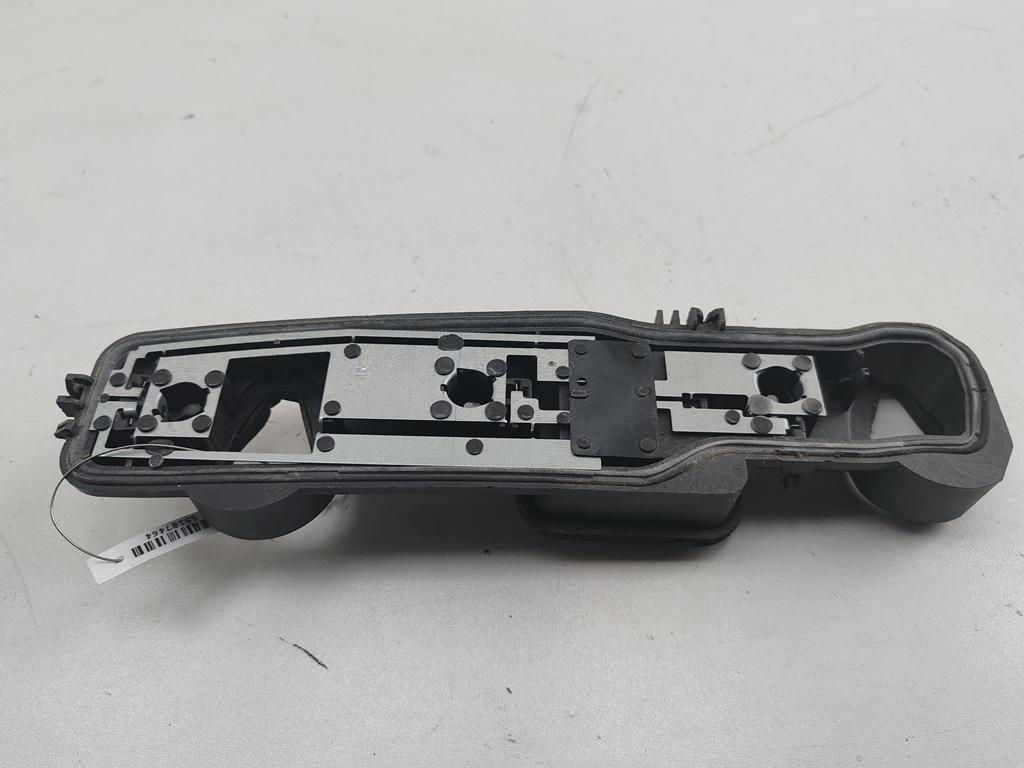 Плата фонаря заднего правого Dacia (Renault) Logan I 2008, 1.4 л., бензин, МКПП, белый, универсал - фото №1