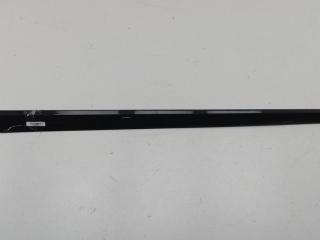 молдинг двери передней правой Mercedes-Benz M-Class ML W164 2005, 3.0 л., дизель, АКПП, чёрный, внедорожник 5 дв., 1646901462