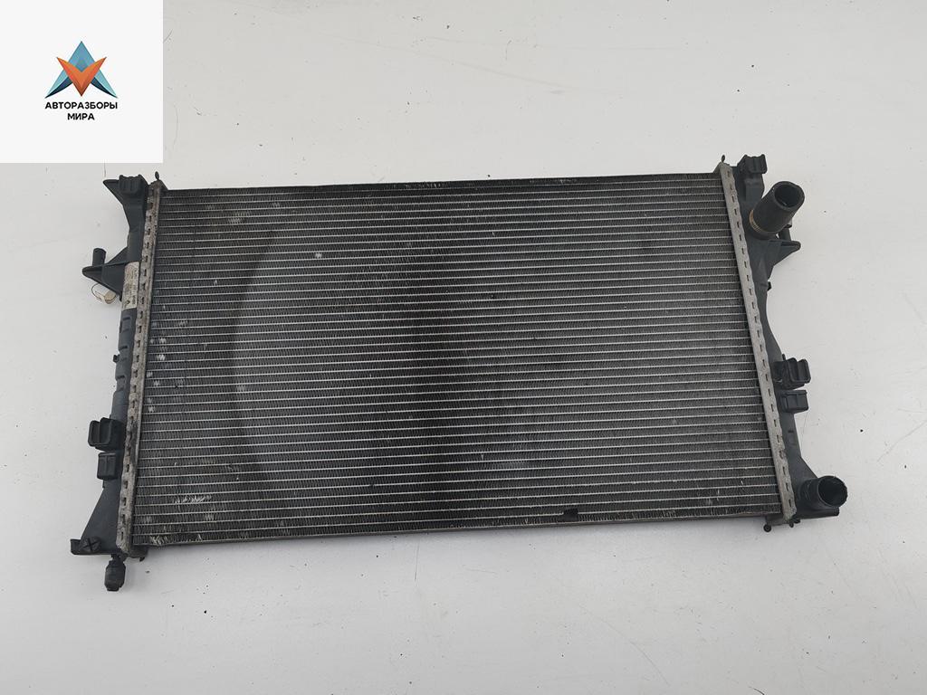 радиатор охлаждения Renault Espace 4 поколение 2005, 2.0 л., бензин, МКПП, синий, минивэн, 8200302463 - фото №1