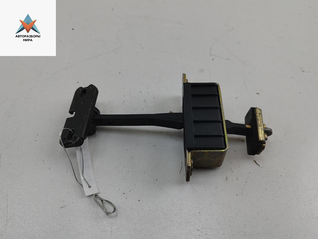 ограничитель открывания двери Mercedes-Benz C-Класс W203/S203/CL203 2001, универсал, 2037200116 - фото №1