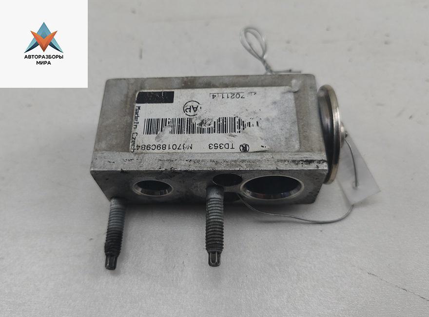 расширительный клапан кондиционера Peugeot 508 1 поколение 2011, 2.0 л., дизель, МКПП, чёрный, универсал, 52361690 - фото №1