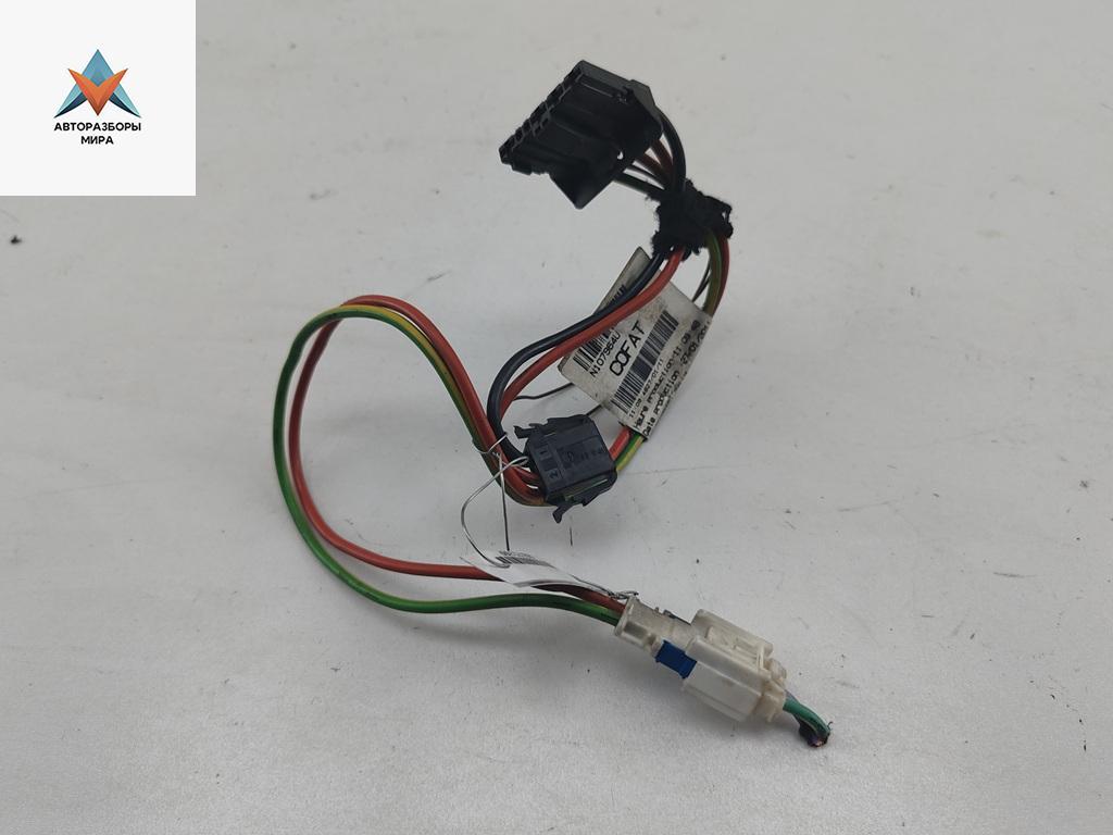 разъем (фишка) проводки Peugeot 508 1 поколение 2011, 2.0 л., дизель, МКПП, чёрный, универсал, N107964U - фото №1