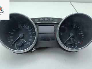 приборная панель Mercedes-Benz M-Class ML W164 2005, 3.0 л., дизель, АКПП, чёрный, внедорожник 5 дв., 1645404147