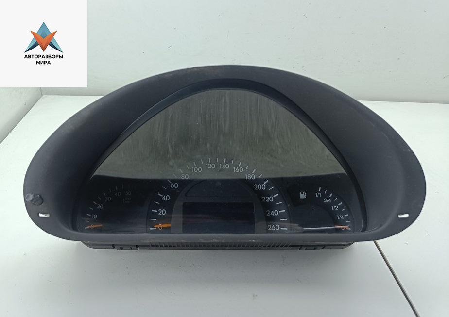 приборная панель Mercedes-Benz C-Класс W203/S203/CL203 2002, 2.2 л., дизель, АКПП, синий, универсал, 2035401347 - фото №1