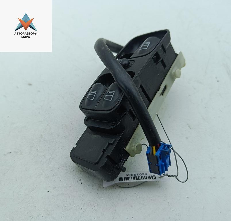 блок управления стеклоподъемниками Mercedes-Benz C-Класс W203/S203/CL203 2002, 2.2 л., дизель, АКПП, синий, универсал, 2038210479 - фото №1