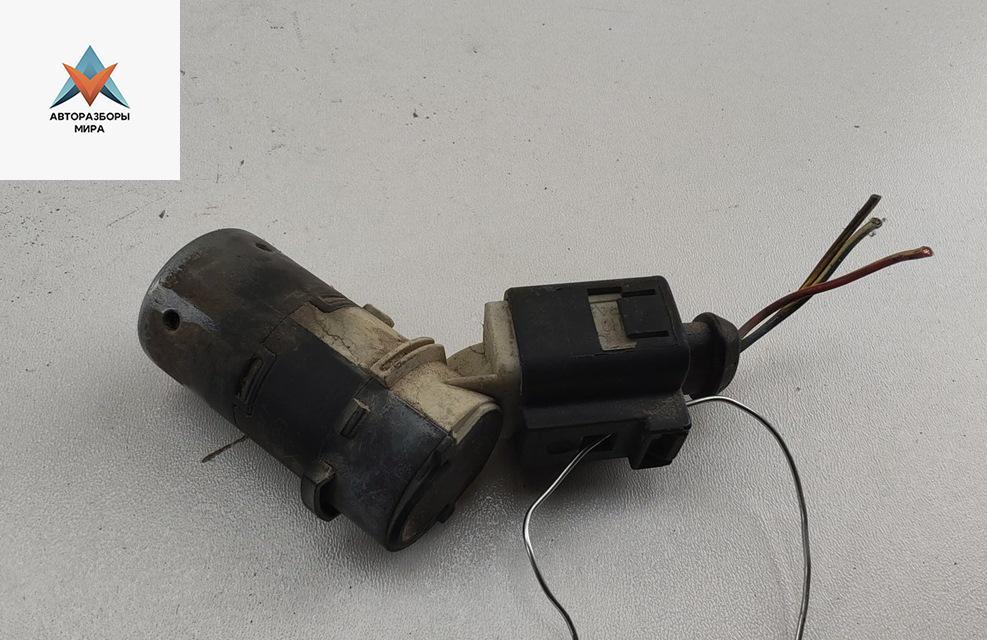 датчик парктроника Audi A4 B7 2005, 2.5 л., дизель, АКПП, серый, универсал, 3687920 - фото №1