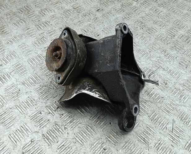 кронштейн КПП Volkswagen Passat B5 1999, 1.9 л., дизель, МКПП, синий, универсал