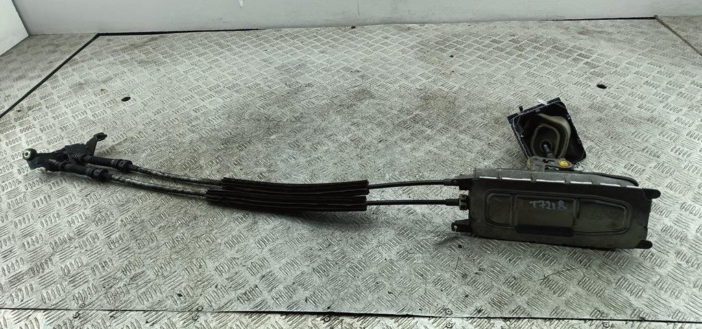 кулиса Volkswagen Passat B6 2006, 2.0 л., дизель, МКПП, красный, универсал