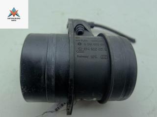 Расходомер (измеритель потока воздуха) Volkswagen Passat B6 2006, 2.0 л., дизель, МКПП, красный, универсал, 074906461