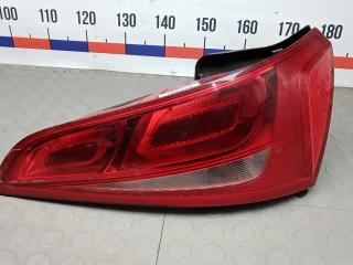 фонарь крышки багажника правый Audi Q5 8R 2011, 2.0 л., дизель, МКПП, внедорожник 5 дв., 8R0945094