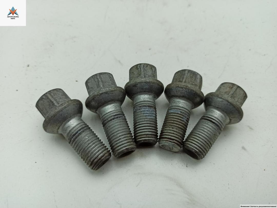 болт колесный Mercedes-Benz M-Class ML W164 2005, 3.0 л., дизель, АКПП, чёрный, внедорожник 5 дв. - фото №1