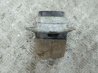 подушка крепления двигателя Volkswagen Touareg 1 поколение 2004, 5.0 л., дизель, АКПП, чёрный, внедорожник 5 дв.