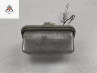 подсветка номера Toyota Avensis 2 поколение (T250) 2005, 2.2 л., дизель, МКПП, серый, универсал, 001479