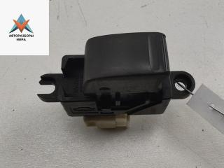 кнопка стеклоподъемника переднего правого Nissan Almera Tino V10 [рестайлинг] 2003, 2.2 л., дизель, МКПП, синий, минивэн