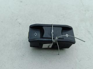 кнопка открывания люка BMW 3 E46 2003, 2.0 л., дизель, МКПП, чёрный, седан, 6907288