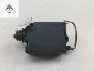 активатор замка багажника BMW X5 E53 [рестайлинг] 2003, 3.0 л., бензин, МКПП, чёрный, внедорожник 5 дв., 8379996