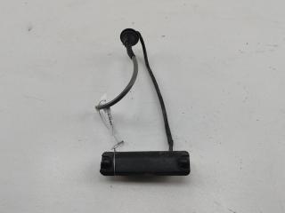 кнопка открытия багажника Toyota Avensis 2005, 2.2 л., дизель, МКПП, серый, универсал
