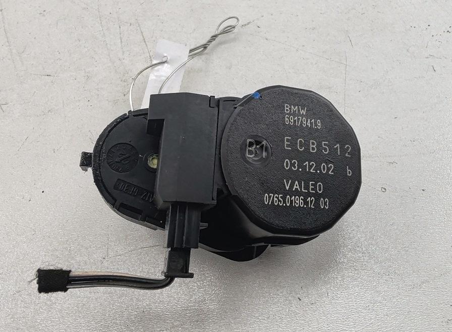 моторчик заслонки печки BMW X5 E53 2003, 3.0 л., бензин, МКПП, чёрный, внедорожник 5 дв., 6917941