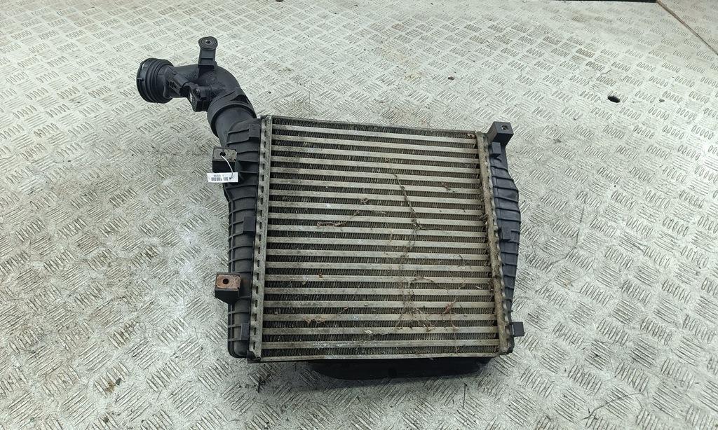 радиатор интеркулера Volkswagen Touareg 2004, 5.0 л., дизель, АКПП, чёрный, внедорожник 5 дв.