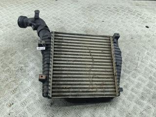 радиатор интеркулера Volkswagen Touareg 2004, 5.0 л., дизель, АКПП, чёрный, внедорожник 5 дв.