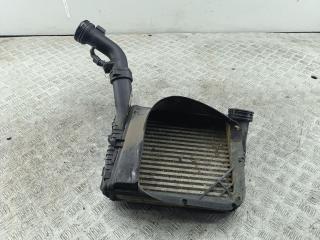 радиатор интеркулера Volkswagen Touareg 2004, 5.0 л., дизель, АКПП, чёрный, внедорожник 5 дв.