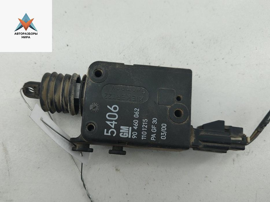 активатор замка багажника Opel Astra G 2000, 2.0 л., дизель, МКПП, серый, универсал, 90460062 - фото №1