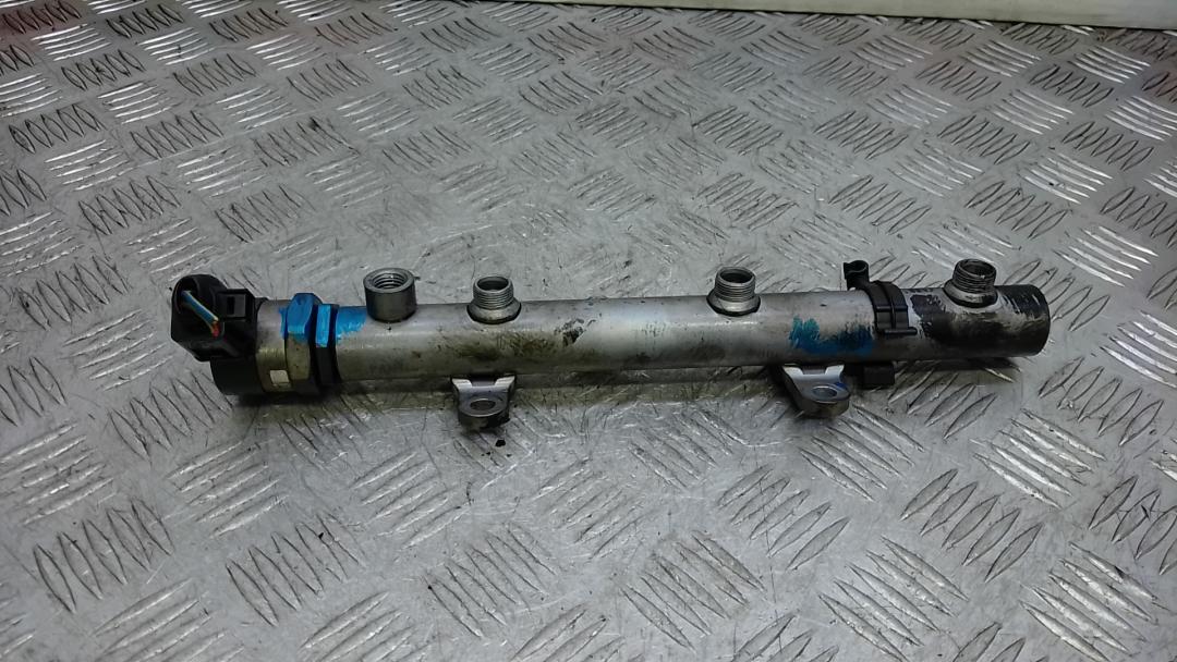 топливная рампа Audi Q7 4L 2007, 3.0 л., D TDI, дизель, АКПП, внедорожник 5 дв., 059130090AG - фото №1