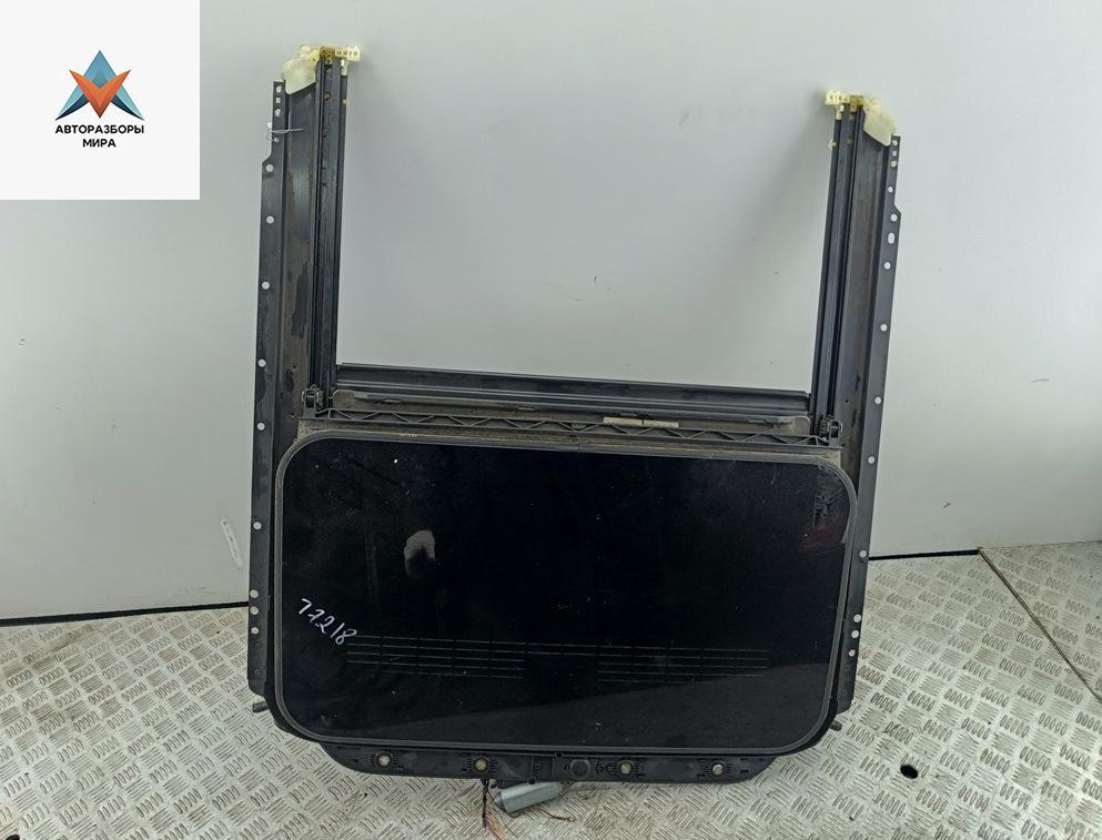 люк Volkswagen Passat B6 2006, 2.0 л., дизель, МКПП, красный, универсал - фото №1