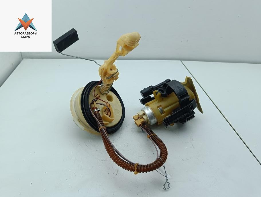 насос топливный BMW 5 серия E39 1999, 2.5 л., бензин, АКПП, серый, универсал, 1183130 - фото №1