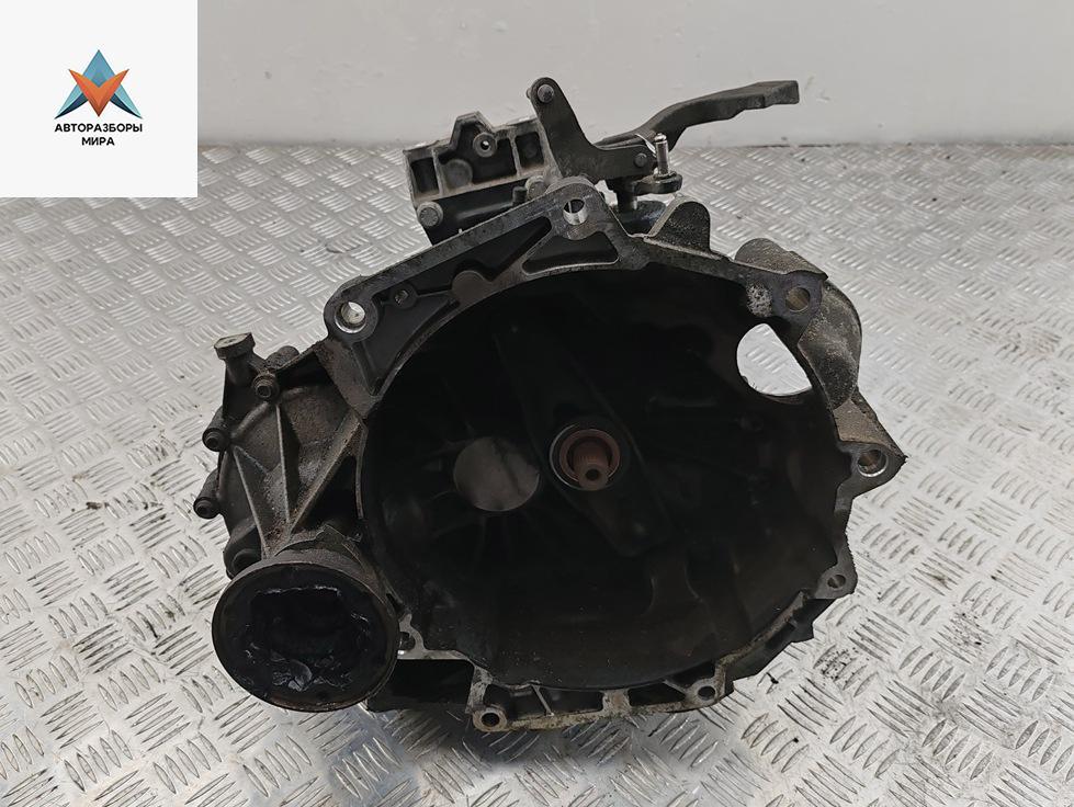 МКПП Volkswagen Golf 5 поколение 2006, 1.6 л., бензин, МКПП, чёрный, хетчбэк 5 дв., 02T301103K - фото №1