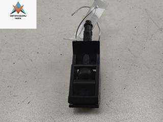 форсунка омывателя лобового стекла Volkswagen Transporter T5 2006, 2.5 л., дизель, МКПП, белый, микроавтобус, 6E095598