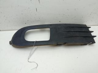 заглушка (решетка) в бампер Volvo S40 2 поколение 2006, 2.5 л., бензин, МКПП, серый, универсал, 30655884