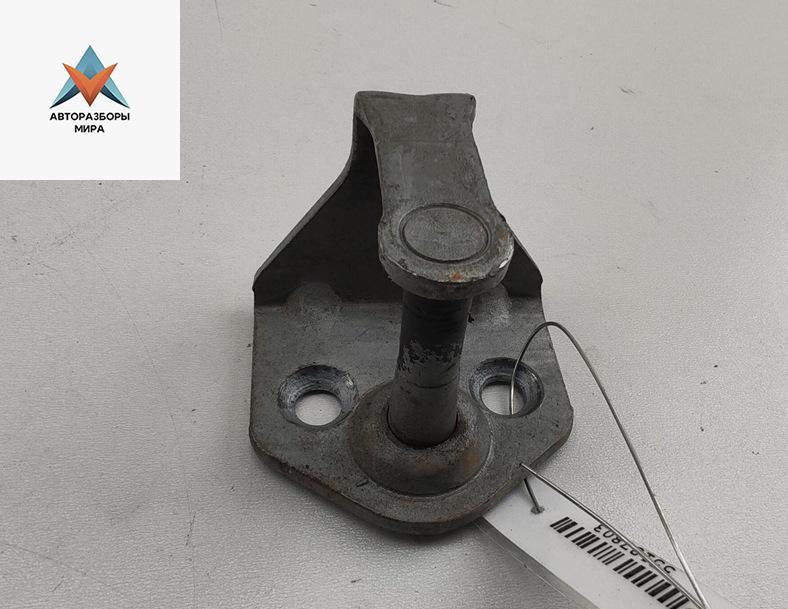 ответная часть (скоба) замка двери Ford Transit 6 поколение 2005, 2.0 л., дизель, МКПП, белый, микроавтобус - фото №1